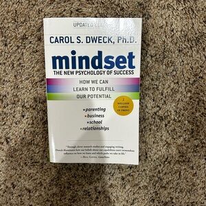Mindset by Carol S. Dweck Book
